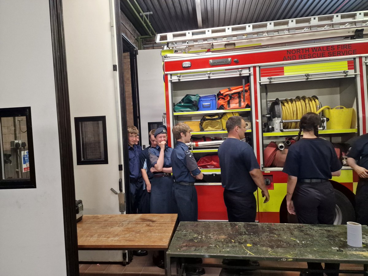 OC 1378 Sqn tweet media