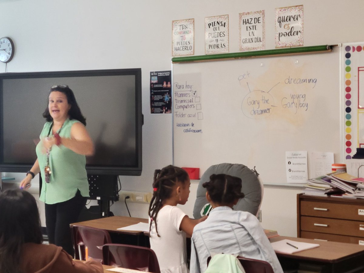 mrs_m_tb's tweet image. Our 3rd grade team did some math review with their students today and began to explore their first reading story! #3rdgraderocks #grow @smithfarmes