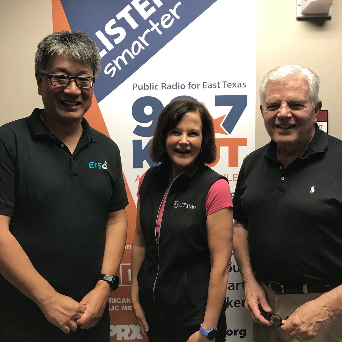LorriAllenTV's tweet photo. We welcomed Richard Lee to the station today. He’s the director of the East Texas Symphony Orchestra. It plays in Bergfeld Park Saturday @ 7! ⁦@kvutradio⁩ will be there. Come say hi! https://t.co/5V9ek495nY https://t.co/MlYzytQiZv