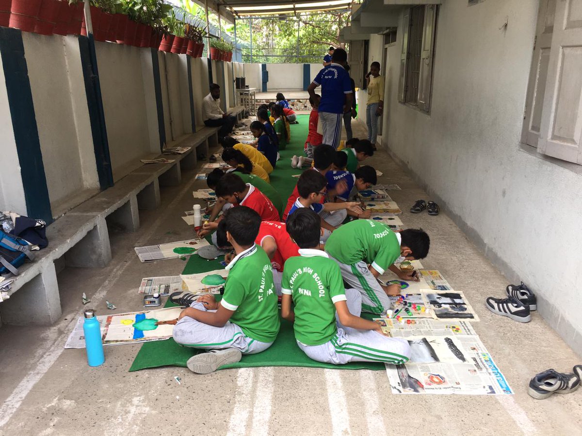 itsourturn2lead's tweet photo. Volunteers gathered at College of Arts and Crafts to make seed balls to be thrown along the length of newly built JP Ganga Path.

Dated : 27 August 2022 https://t.co/uj07WeizXL