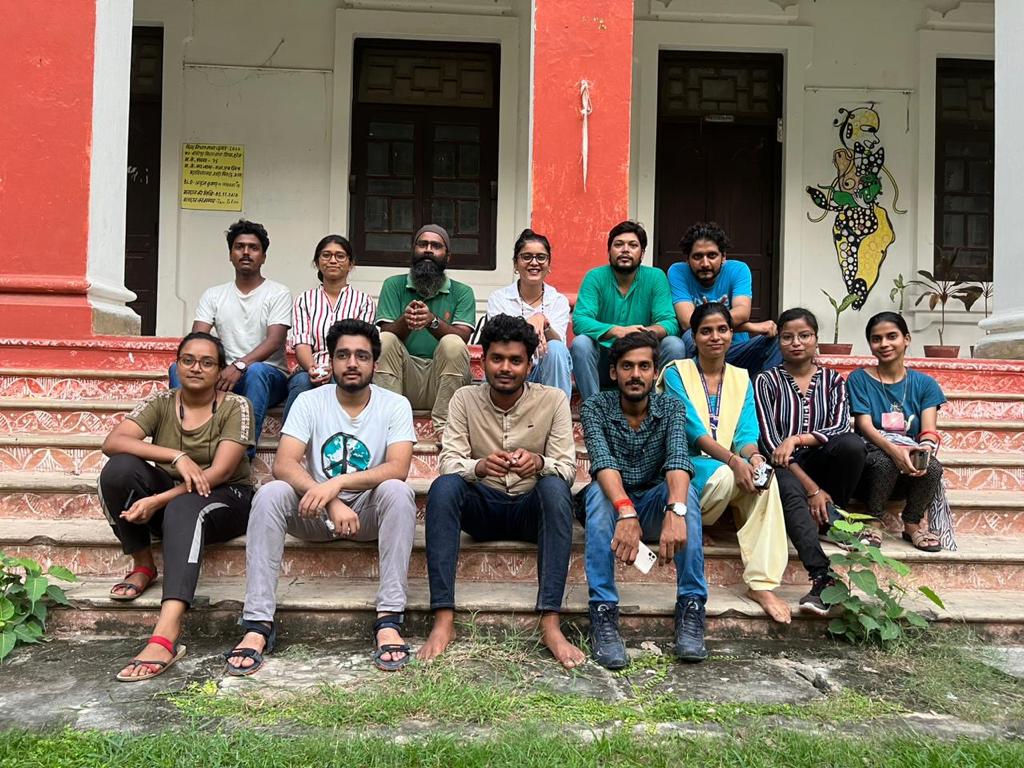 itsourturn2lead's tweet photo. Volunteers gathered at College of Arts and Crafts to make seed balls to be thrown along the length of newly built JP Ganga Path.

Dated : 27 August 2022 https://t.co/uj07WeizXL