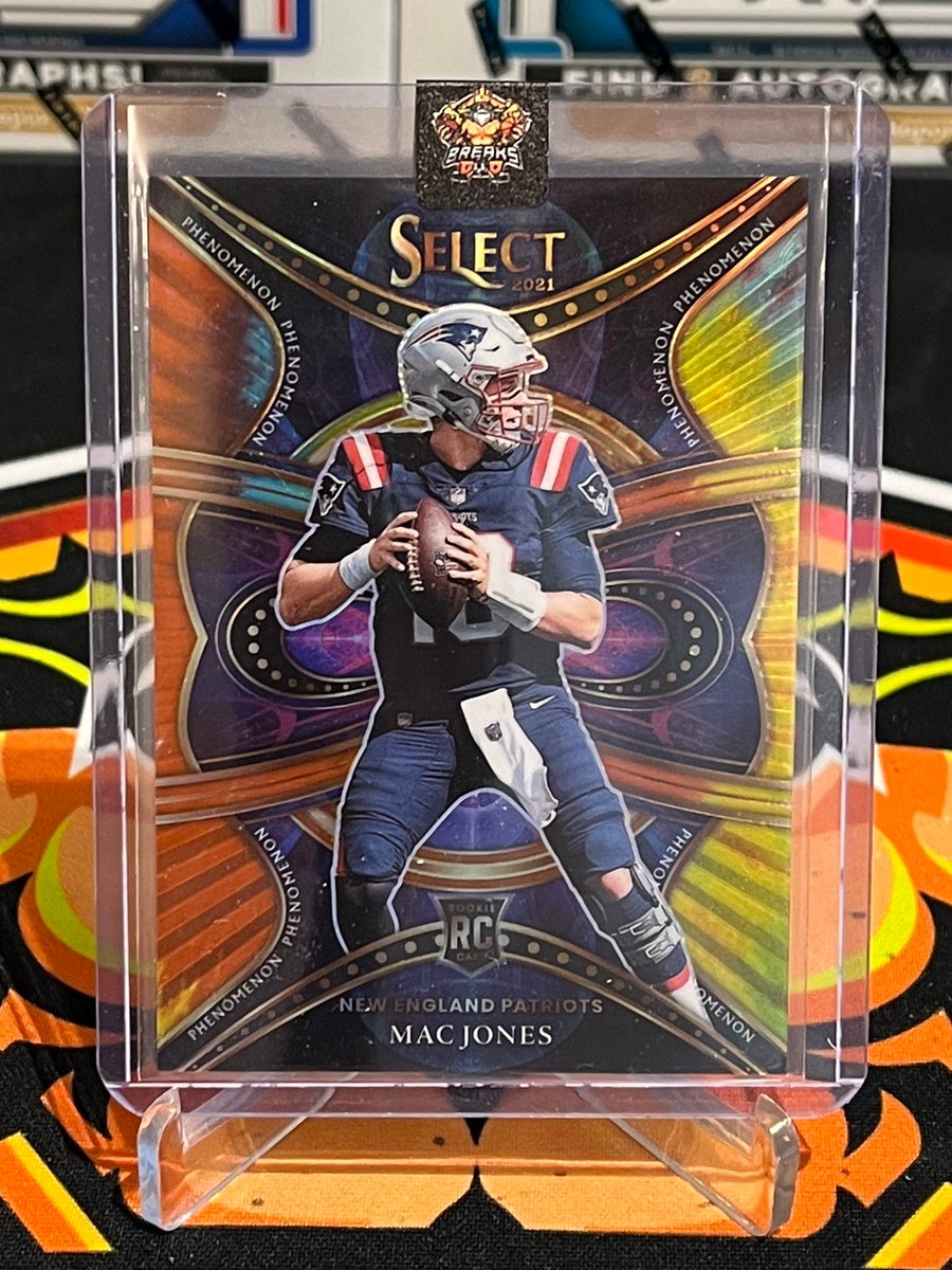 BreaksofGod's tweet photo. A passing of the QB torch! 🐐🤝👶
Still in disbelief that Select 2021 blessed us with this CASE HIT Zebra Phenomenon @TomBrady and a wonderful JERSEY NUMBERED 10/25 Tie-Dye Phenomenon @MacJones_10! 🏈🤩

ONLY FIRE with BoG!🔥🔥

👉https://t.co/EKNHzbpt6m

#PulledByBoG #TheHobby https://t.co/5YLbOz5aD8