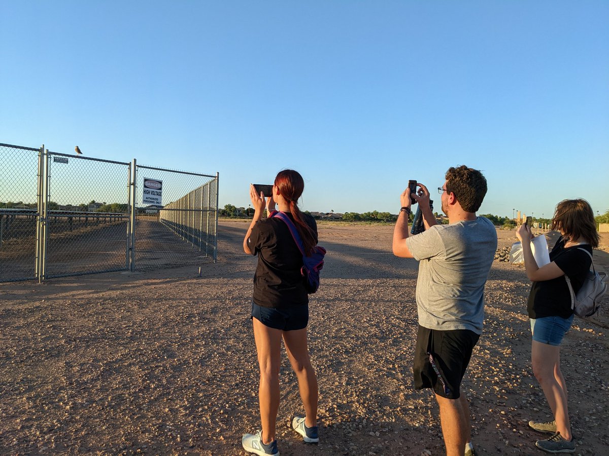 PiksteinLab_GCU's tweet photo. #PiksteinLab #research #students
enjoying a sunset survey with their #burrowingowl s🦉🏜️❣️
#birdwatching #Conservation #birb https://t.co/REDUXER1w2