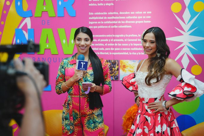 ¡Arrancó en firme mi agenda Real!👑
Hoy desde la Casa del <a href="/Carnaval_SA/">Carnaval de Barranquilla</a>, acompañada de los periodistas y medios de comunicación, contándoles un poquito de lo que viviremos en nuestro #Carnaval2023 ❤️💛💚