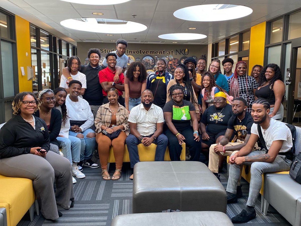 NKU_AASI's tweet photo. We want to wish our Director, Mr. Greg Moore, a very special Happy Birthday! We hope you had an amazing day and appreciate all you do! Also, happy to meet your mom and Ms. Lauren! ❤️ https://t.co/PNoSog5PKa