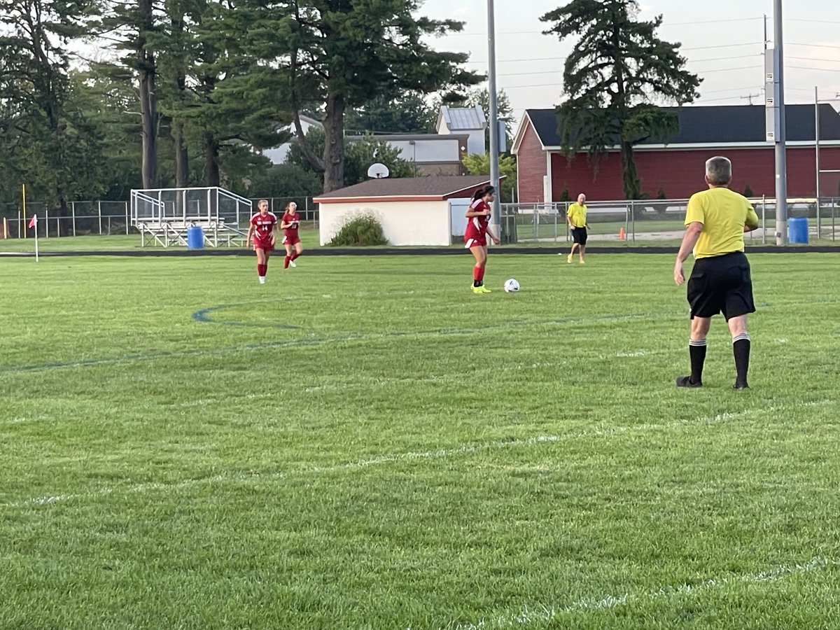 SpldngAthletics's tweet image. Varsity girls soccer lost 7-3. The goals were by Mackenzie Brochu-2 &amp;amp; Natalie young …….JV lost 5-0