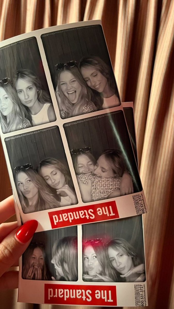 oliviaholtarg's tweet photo. 📲 Olivia Holt via Historias de Instagram con su amiga Shira Weiss. https://t.co/y9fOIGW1k4