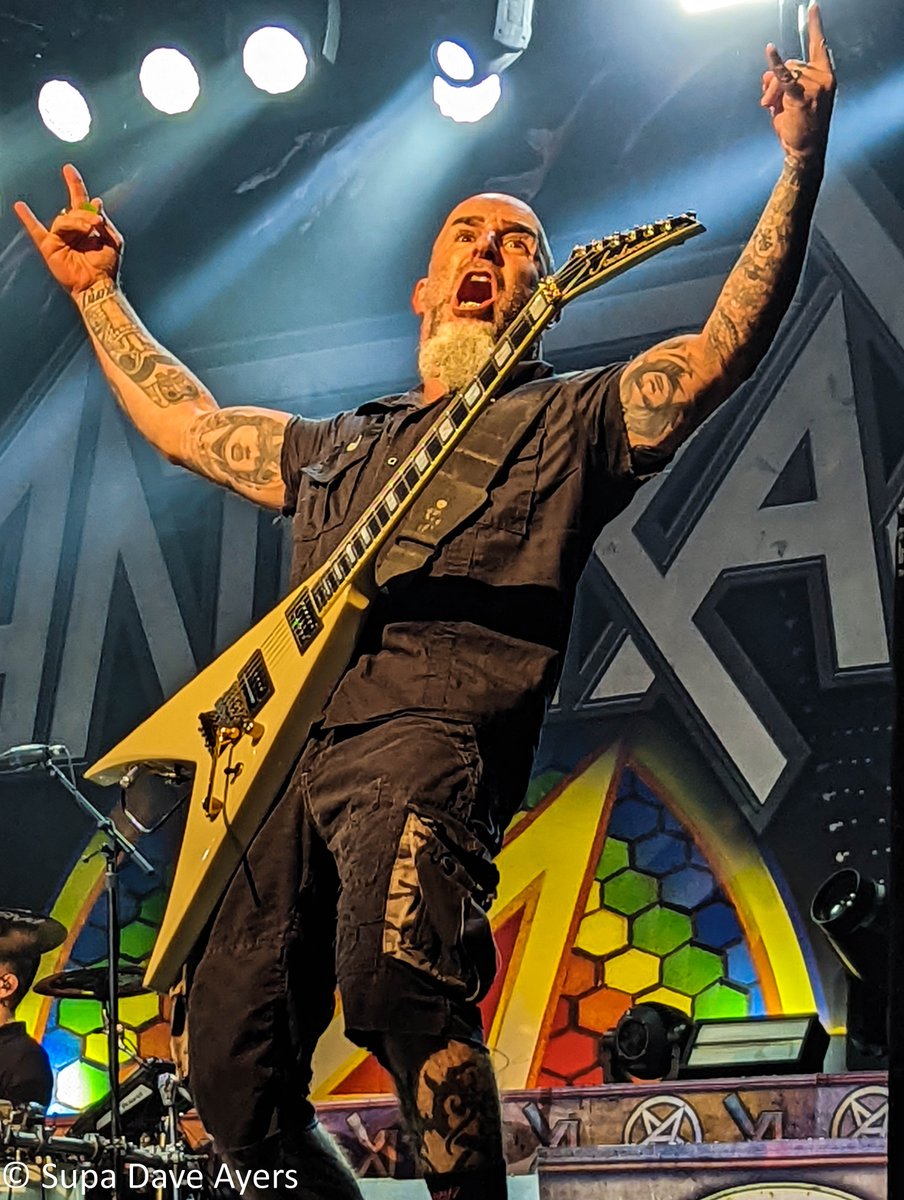 @Anthrax Hey guys! Great show in Philly Sunday night! You kicked every ass in the house and several walking by on the street outside! Managed this rather choice pic, by the way... 🤘😎🤘