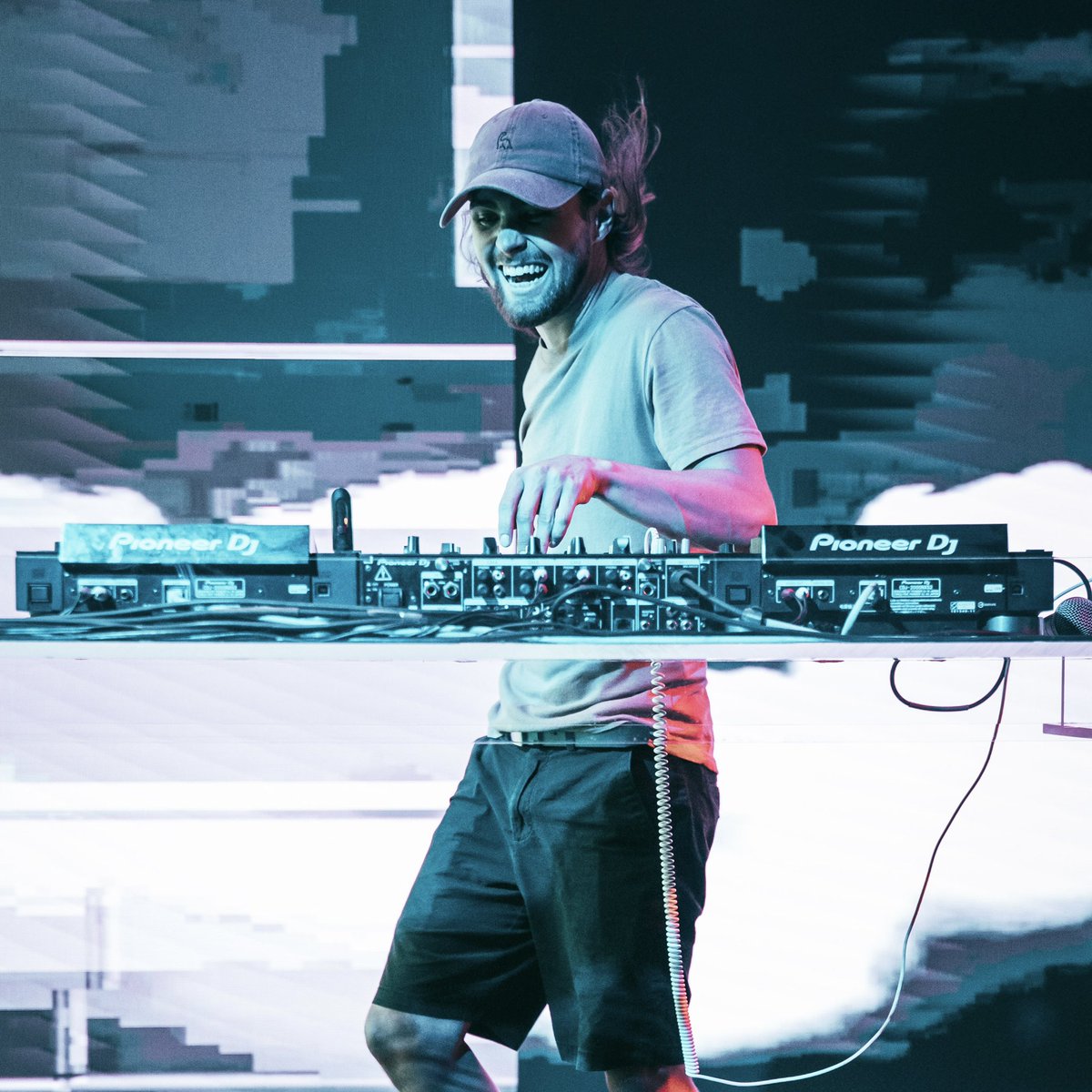 DylanHeckert's tweet photo. Cheesing real hard cause I’m announcing that I’m playing the @GoldrushFestAZ Silent Disco!!! 🙌🏼🙌🏼  You might need to strap your headphones on your head for how heavy this years gonna get 😈🙏🏼 

Use promo code dylanheckert to save some money☺️ https://t.co/LZIkWP6iCW
