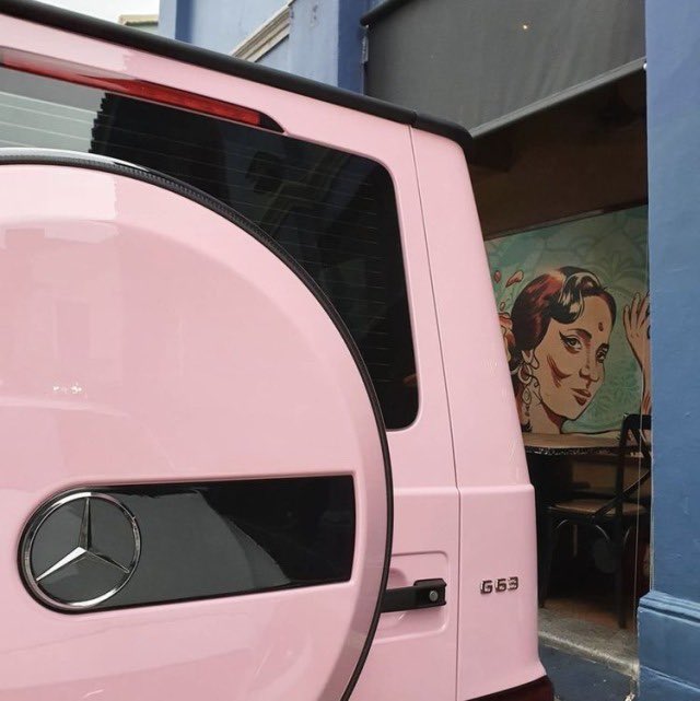 realdreamgirly's tweet photo. new obsession: light pink cars https://t.co/DynEJ3n09b