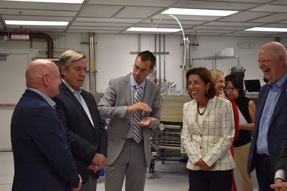 Today, I brought <a href="/SecRaimondo/">Secretary Gina Raimondo</a> to ASU’s MacroTechnology Works Fab to see how we’re going to get Arizonans the skills they need to work the tens of thousands of microchip manufacturing jobs coming to our state from the CHIPs Act, most of which don’t require a four year degree.