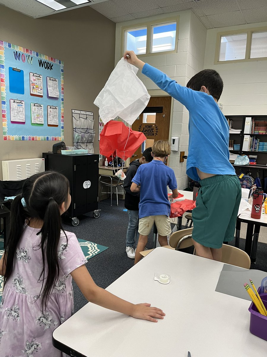 Kari Hoover tweet media