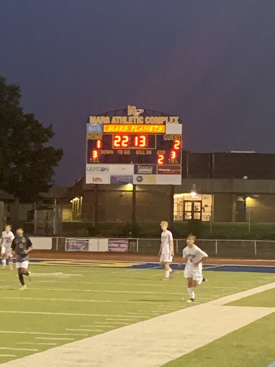 HamptnBoysSocr's tweet photo. What a match. Hampton comes away with a 2-1 victory. Luke Fiscus scores both goals. Marco Sciulli with a game winning save with less than one second left. Great team effort.  Way to go Talbots!!                    ⁦@pghsoccernow⁩              ⁦@wpialsoccerboys⁩ https://t.co/cgBplEhVPz