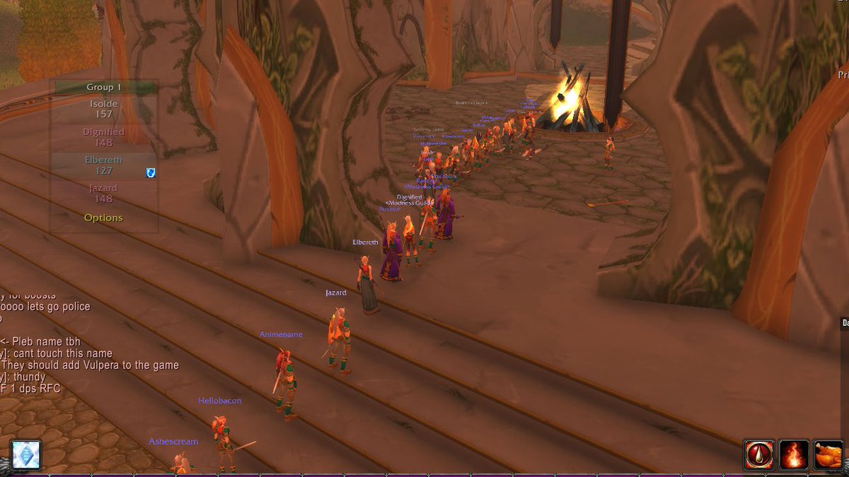 gglindsayelyse's tweet photo. Waiting for a quest mob to spawn and everyone forms a single file line to get their credit. CLASSIC. https://t.co/xqJkyqSRFr