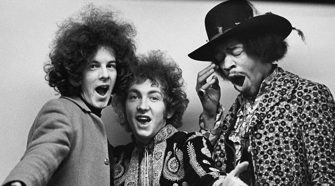 crockpics's tweet photo. The Jimi Hendrix Experience in London, 1967. Photo by Linda McCartney https://t.co/4LUPIf4GuE