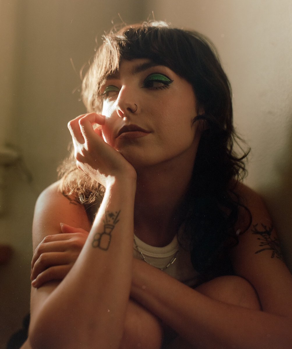 Almost made us late for dinner so we could catch this light