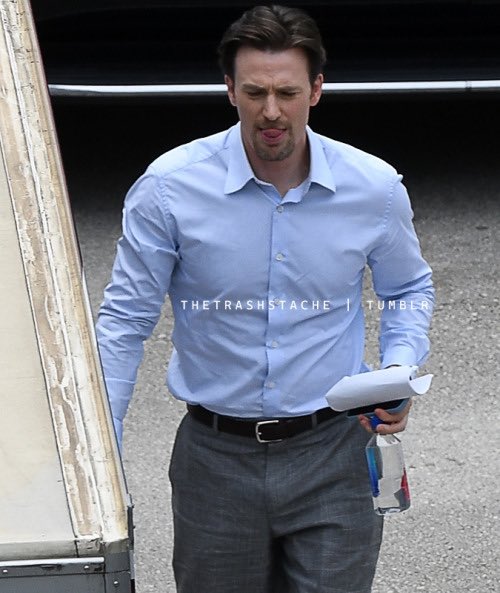 reieacevans's tweet photo. Chris Evans knows what he is doing 🥹 https://t.co/4wZBU47PkA