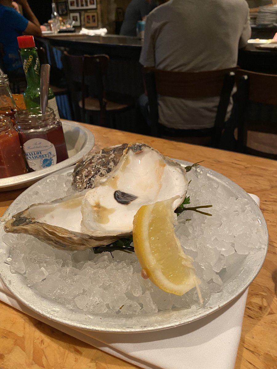 These oysters were so big we had to cut them in half! <a href="/RodneysToronto/">Rodneys Oyster House</a> #eatmeraw #weshuckthenorth #foodie