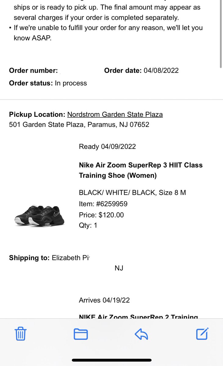 pishchalnikova's tweet photo. @Nordstrom can you please help me?  I bought these in April ( I’m mostly in flip flops 😎, so they weren’t even worn very much

#Nordstrom #bestcustomerservice #itsthecustomerserviceforme #nike #nikesuperfail #nikeshoes https://t.co/K0KTIPzlFt