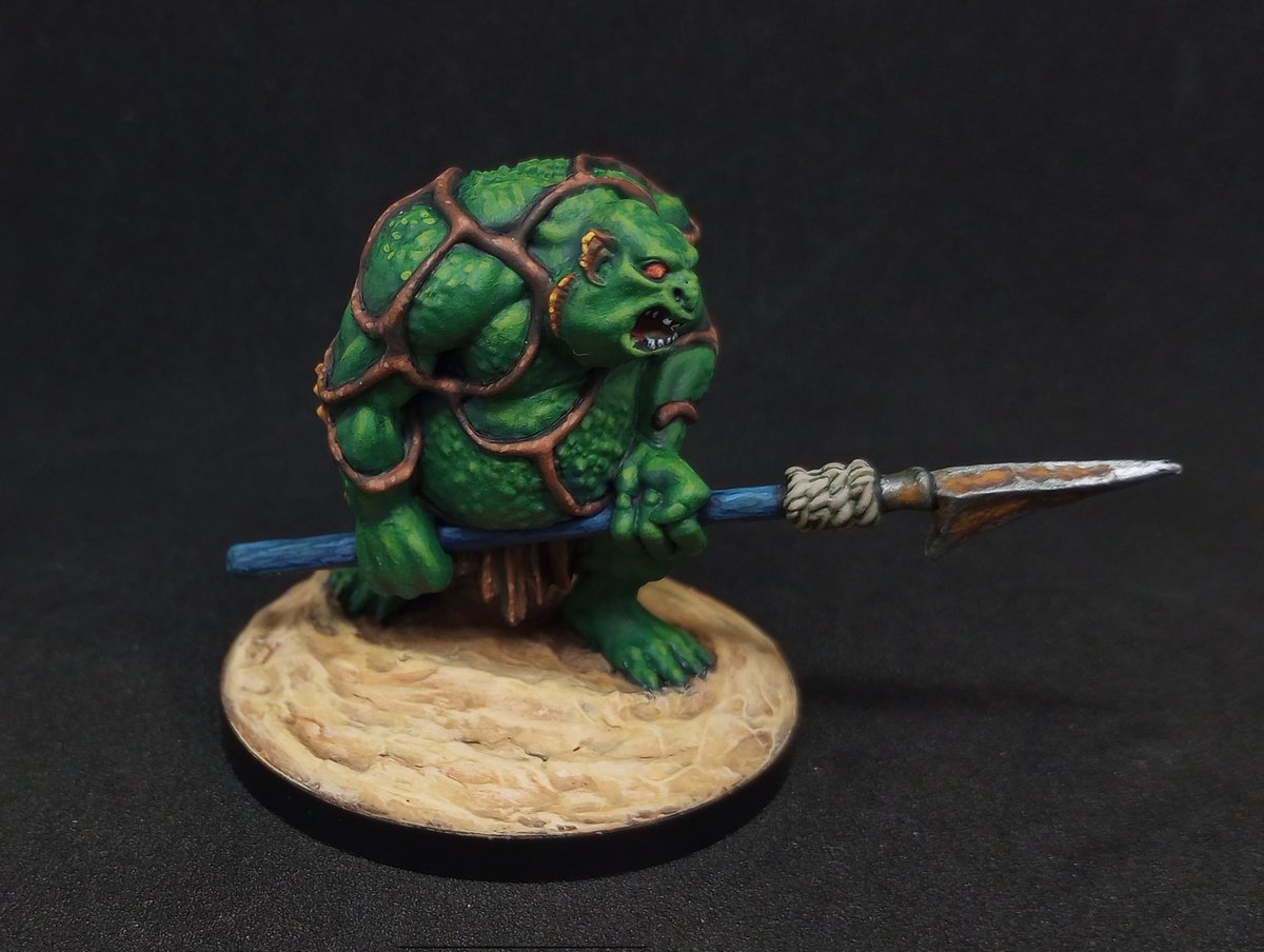 realjedijared's tweet photo. The sneaky winter ranger and barefoot priest run into a philosophizing chaos warrior. Then comes along and sea ogres. Complete randomness. #reaperchallengeleague @reapermini https://t.co/9JTFor1Gyb