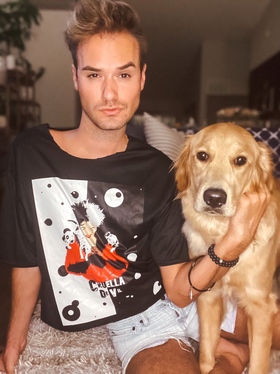 bgsherrod94's tweet photo. She might not be black and white with spots, but she’s all golden to me🖤🐶🤍
#disney #curella #curelladevil #daddysgirls #goldenretriever #goldenretrieverpuppy #goldengirl #puppy #puppylove #puppydog https://t.co/5AAR02yu1z