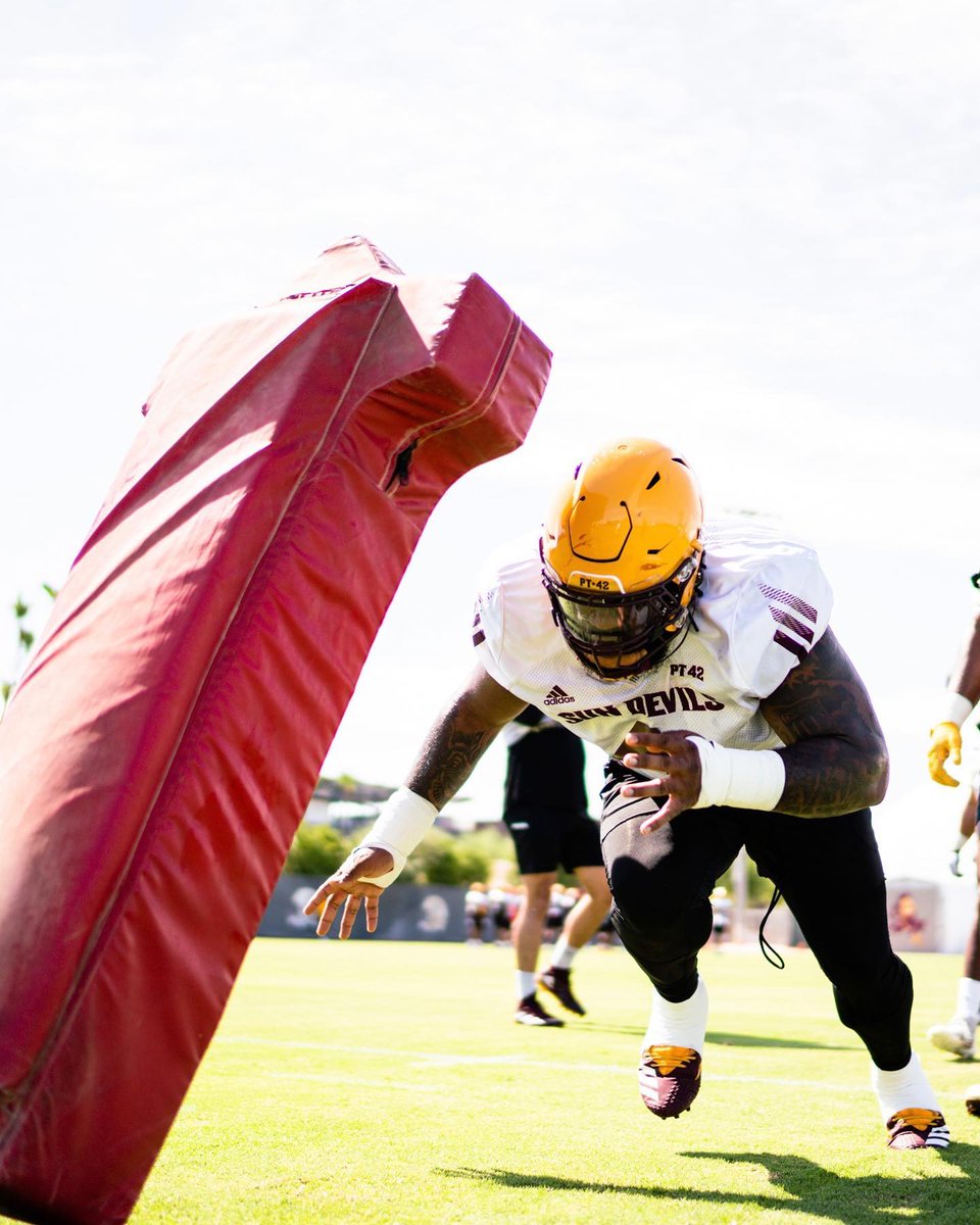 Nesta Jade Silvera was credited with 24 defensive stops in 2021, 3rd among ACC defensive interior players & two shy of the league lead despite playing over 100 snaps fewer than the 2 players ahead of him (stat via ASU) Silvera makes his ASU debut Thursday thesundevils.com/documents/2022…