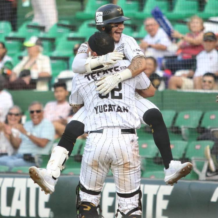 MauVila's tweet photo. ¡Vamos juntos por el tricampeonato 🏆 @leonesdeyucatan!

Hoy nuestros Leones 🦁 inician la Serie de Campeonato de la Zona Sur de la @LigaMexBeis, enfrentando a los @DiablosRojosMX. ¡Mucho éxito, todo #Yucatán los apoya! https://t.co/hXVWdkcAtD