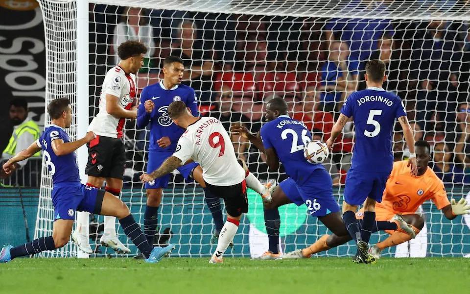 SOUTHAMPTON BAG FIRST HOME WIN