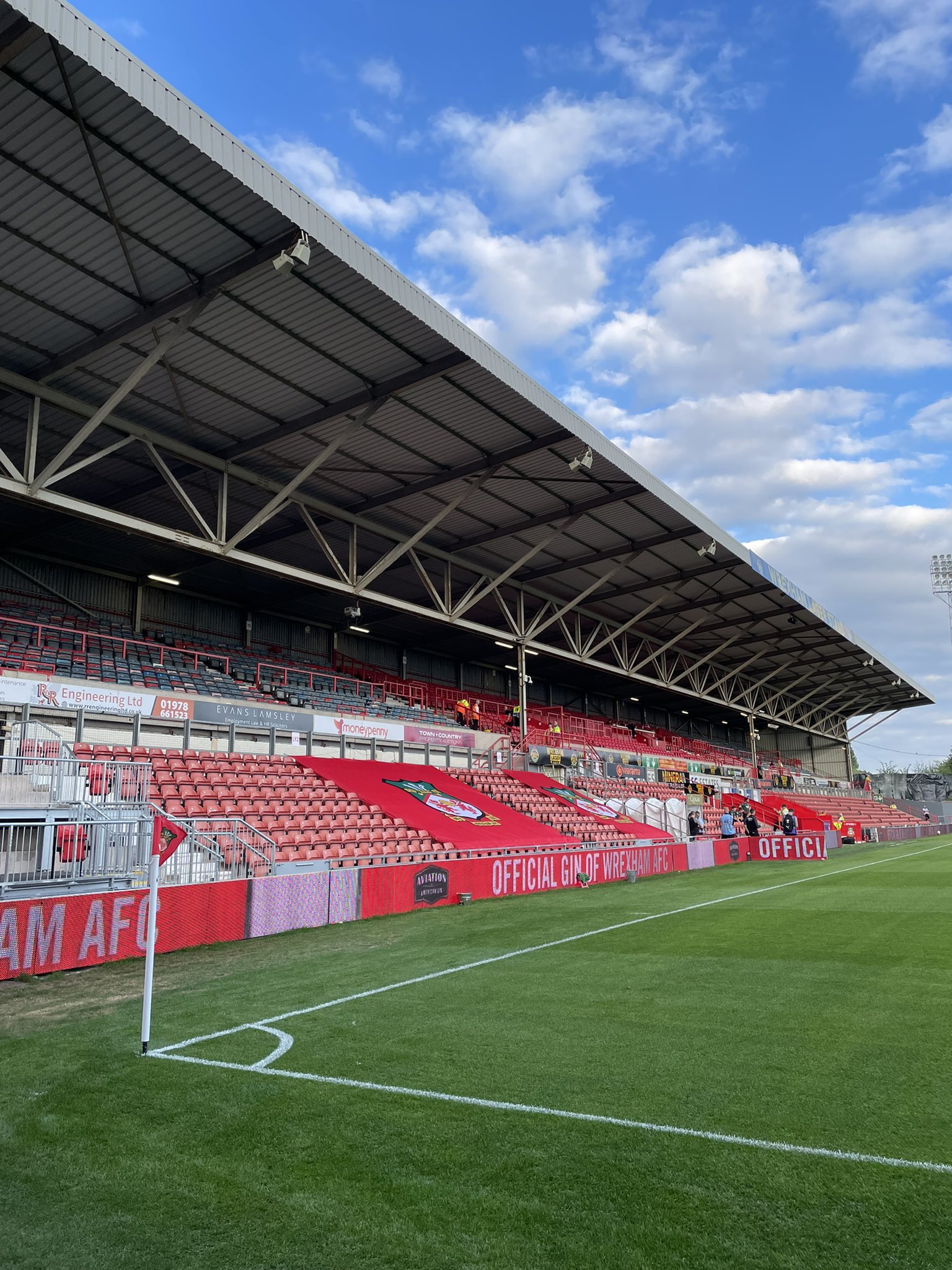 Lucy Kebell on Twitter "Summer nights under the floodlights 🤩👌Wrexham