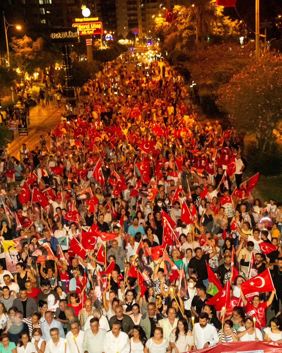 nocontextaadana's tweet photo. Allahına gurban Adana❤️
30 Ağustos Zaferi Adanamız'da muhteşem bir şekilde kutlandı🇹🇷 https://t.co/5cLXEj9okn