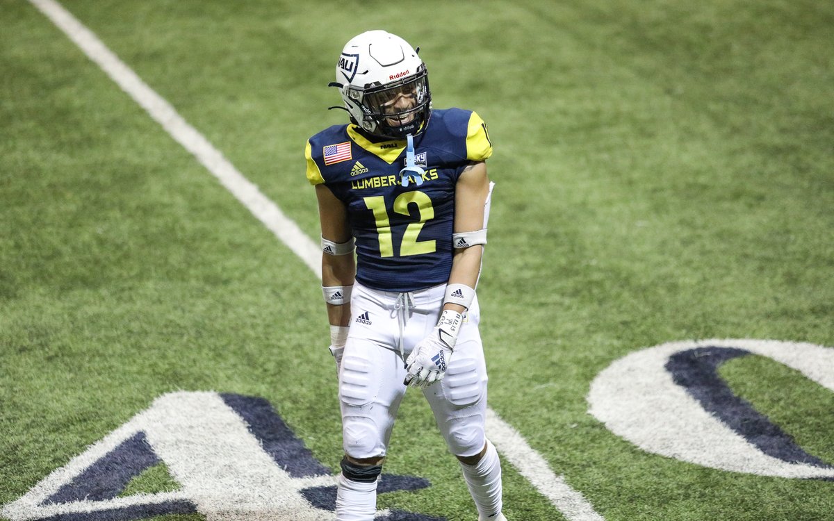 NFFNetwork's tweet photo. Congrats to All-@BigSkyConf DB Anthony Sweeney (@Sweeney12_), the @NAU_Football nominee for the 2022 #CampbellTrophy! #NAUStrong ⚒🌲💪 #CHOP https://t.co/mfGFXH24UM https://t.co/ogzvyB0WKS