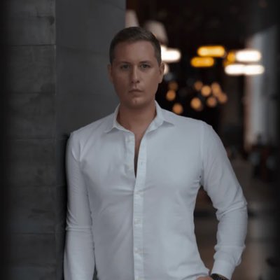 swigmeetsworld's tweet photo. #NewProfilePic https://t.co/4f1jBLffNK
