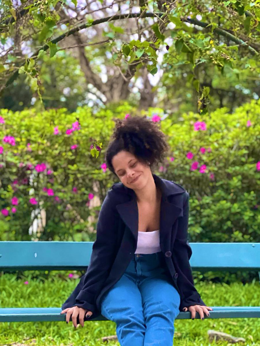 Hoje tá babaaaado! Disputa acirraaaada nessa semifinal do #MasterChefBr!

⏰ 22:30 na Band!

Beijinhos de Mel e até laaa! 🌺 🐝