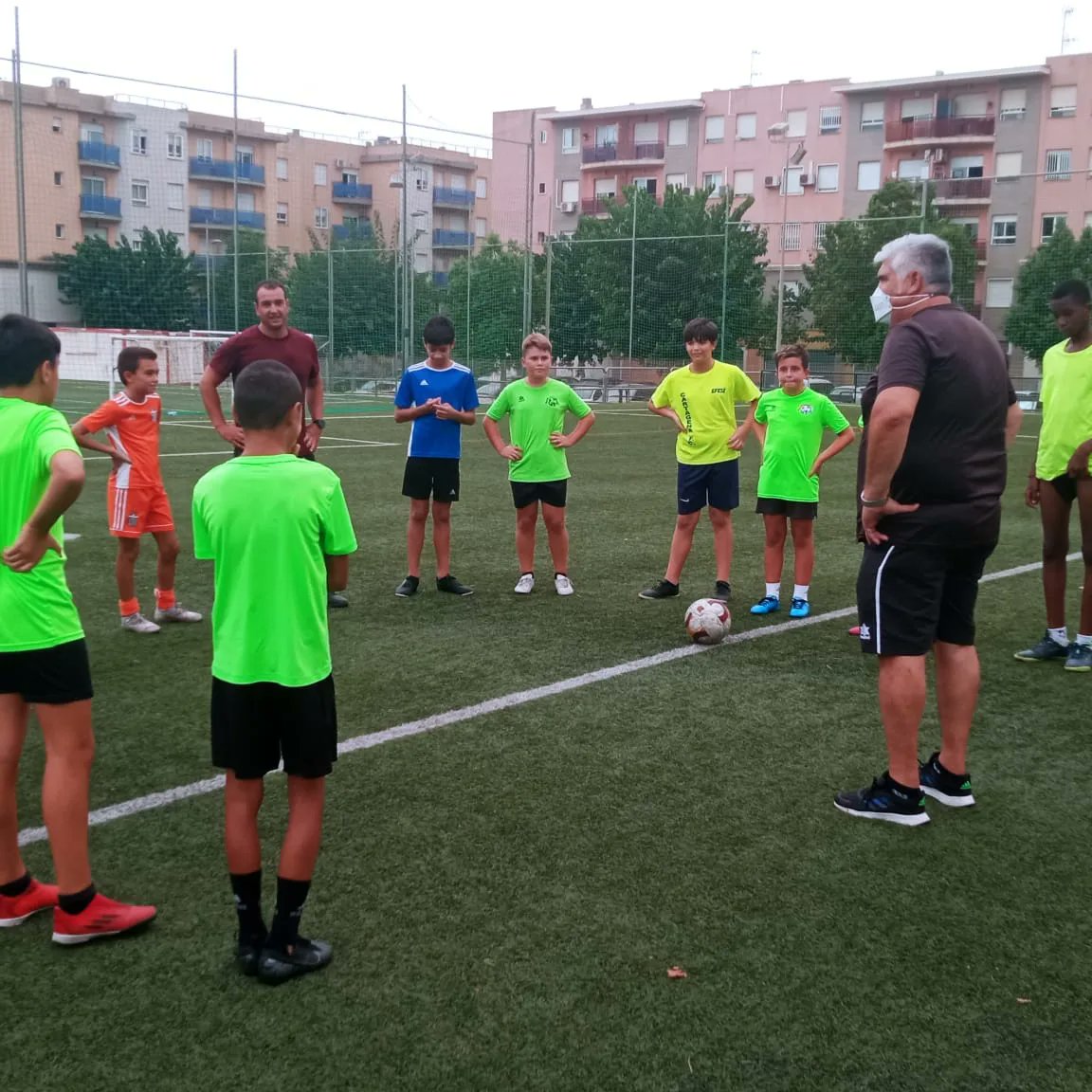❗NUESTRO INFANTIL DE 2ª FEDERADO YA HA VUELTO A SUS ENTRENAMIENTOS ❗

Con mucha ilusión y ganas de pisar el césped, nuestros jugadores han mostrado su emoción por volver. 

🔵⚪ EL CD LAPUERTA ES FÚTBOL BASE⚽

#yosoydeLaPuerta
cdlapuerta.es