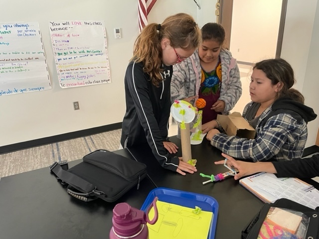 WestLibertyCSD's tweet photo. Our 5th grade Comets enjoyed some engineering fun today! Students were given a set of materials and asked to create either a basketball hoop or a football goal post and design and build something that would shoot or kick the ball. #creativemindsatwork https://t.co/9T3qz6RkHx