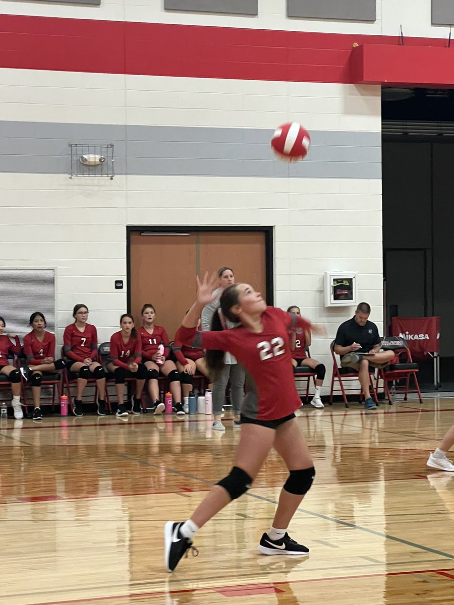 PKMSFalcons301's tweet photo. Falcon volleyball takes on DeKalb in a tough match! #GoPK https://t.co/ugcQlLzgx9
