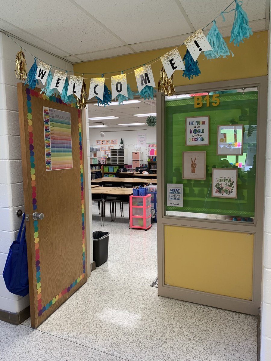ClassWithCronk's tweet photo. Expectant, excited, overjoyed, and PUMPED to meet my 3rd grade kiddos at Open House this Thursday!! 5-7pm Glenwood Gators!! 🐊🤍💚💙🐊 @gesgatorspta https://t.co/N5yqAxc9dU