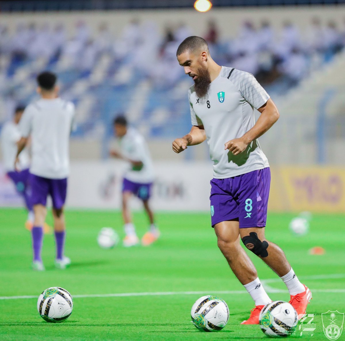 Aseel0_'s tweet image. - لا يوجد لاعب في القائمة الاساسية للفريقين حصل على تقييم اسوء من لويس غرابان .
#instat