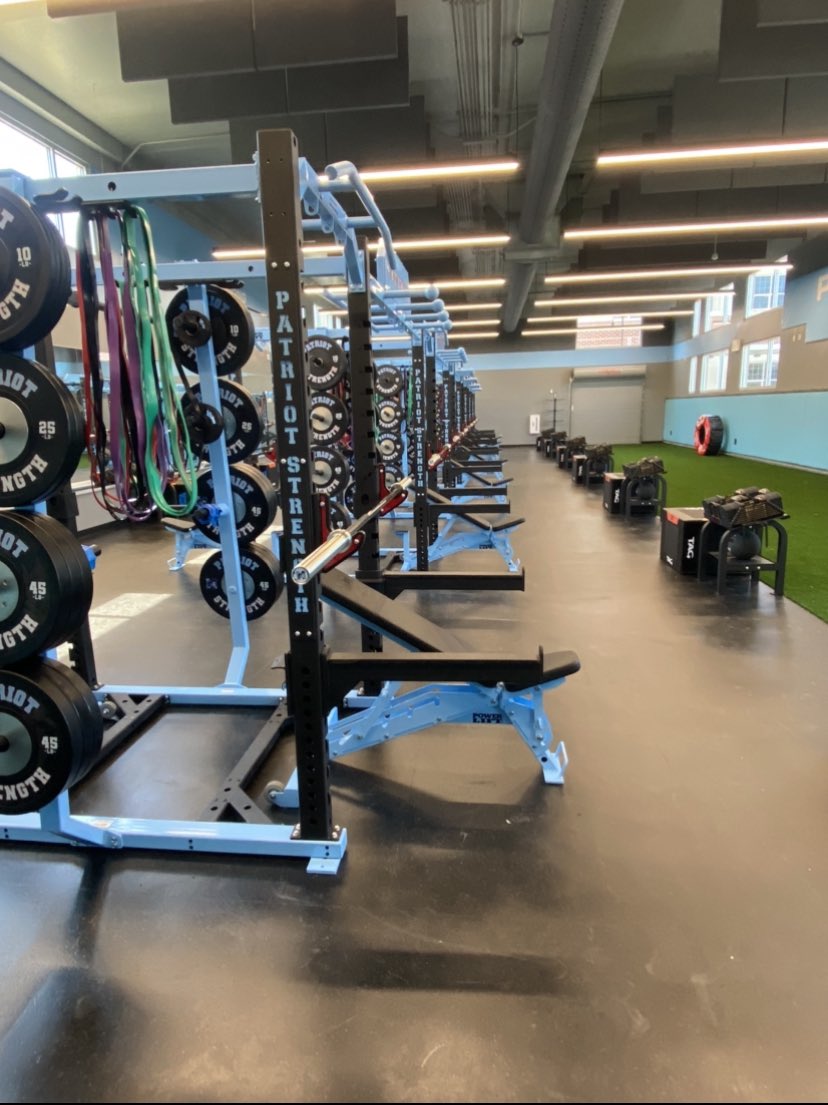 dBurns96kg's tweet photo. Fantastic install this week at JL Mann HS in Greenville, SC!  Custom @power_lift racks, laser cut branding, competition bumpers!
Home Run project for @AdvantageSF

Really cool add: the 2022 senior class donated a rack &amp; left their mark for years to come‼️
Thank you @AthleticsJl!! https://t.co/3bQJp3vqQl