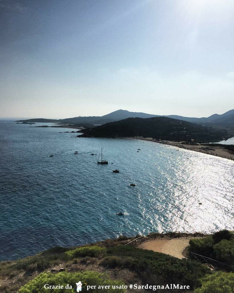 SardegnaAlMare's tweet photo. From https://t.co/EqygCc0KOy
Panorama da Chia 🏖 🚁 💙 # SardegnaAlMare #spiaggia #sardegna #sardinia #ichnusa #panorama #lendscape #chia #chialaguna #spiaggiadichia #torrechia #spiaggiatorrechia #torrechiabeach #DomusdeMaria #instasardegna #igers_sardegna #instagood #instalik… https://t.co/IHRjfZ7b4S