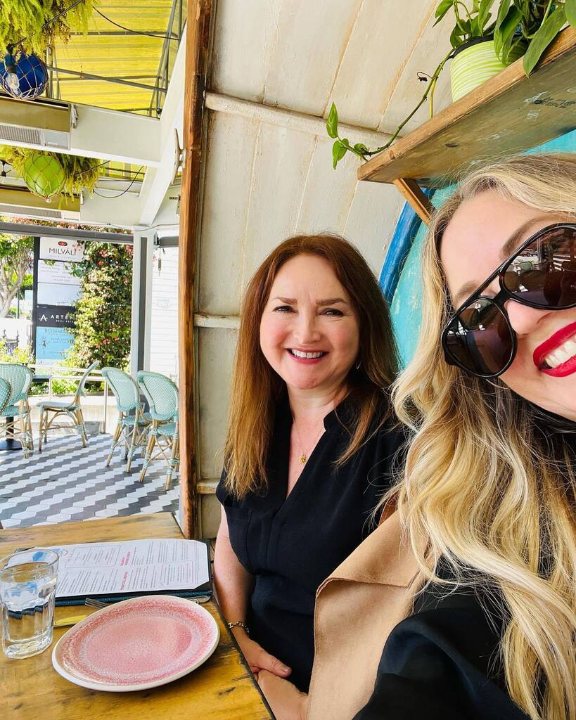 realMASdesign's tweet photo. https://t.co/2fWetgIw6t New client visit then tiki time lunch in SF. 🍹 🥥 🏝
#masdesign
#highdesignlowblah https://t.co/KZ6M3YriTl