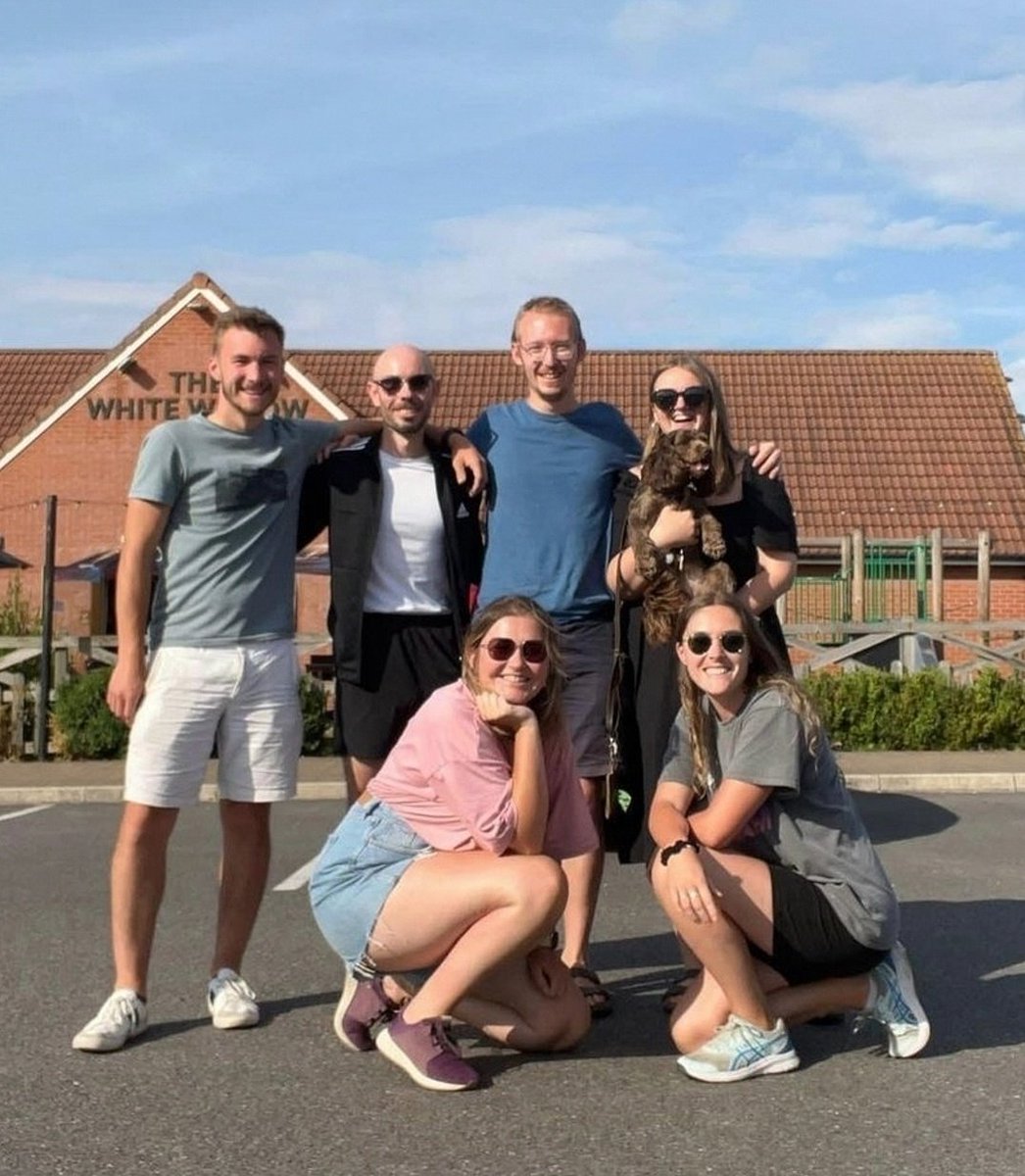 pear_lane's tweet photo. Have had the very best 6 months mentoring Y11s at @RobertBlakeSC, and getting v excited to start a PGCE at @Cambridge_Uni @JesusCollegeCam NEXT WEEK 🤯 https://t.co/RU7gffGHGL
