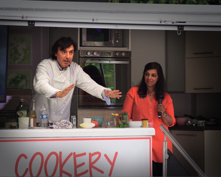 ParveenSpice's tweet photo. What a gentleman, what a chef and what a pleasure. #tvchef #legend #charming #talentedchef #dreamrealised #foodfestival https://t.co/p2uVuwnwIQ