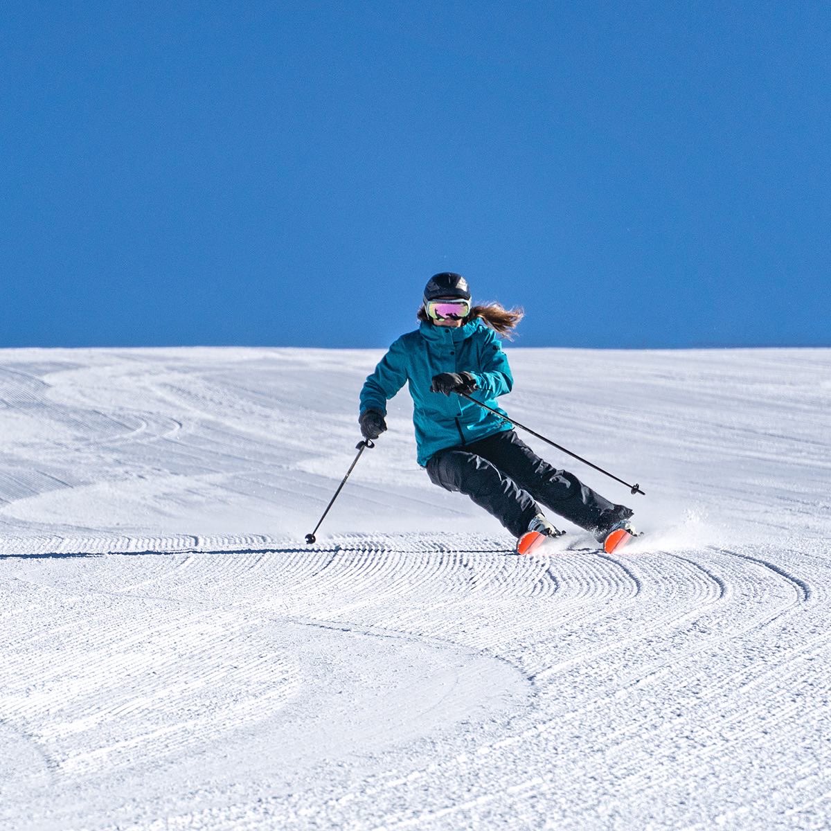SkiSantaFe's tweet photo. 2022/23 Ski Santa Fe Season Passes go on sale September 1, with loyalty pricing available for 2021/22 pass holders. Find the pass for you at https://t.co/Wn57twdqtG

#skibueno #skisantafe https://t.co/Zym9kobCtV