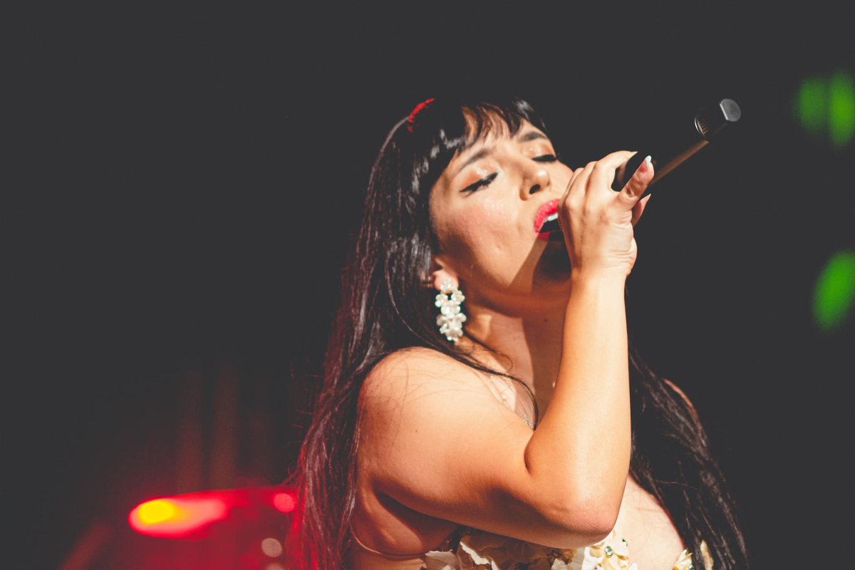 The SELENA Experience #selenaquintanilla #selenatribute #selenaylosdinos #Loschicosdel512