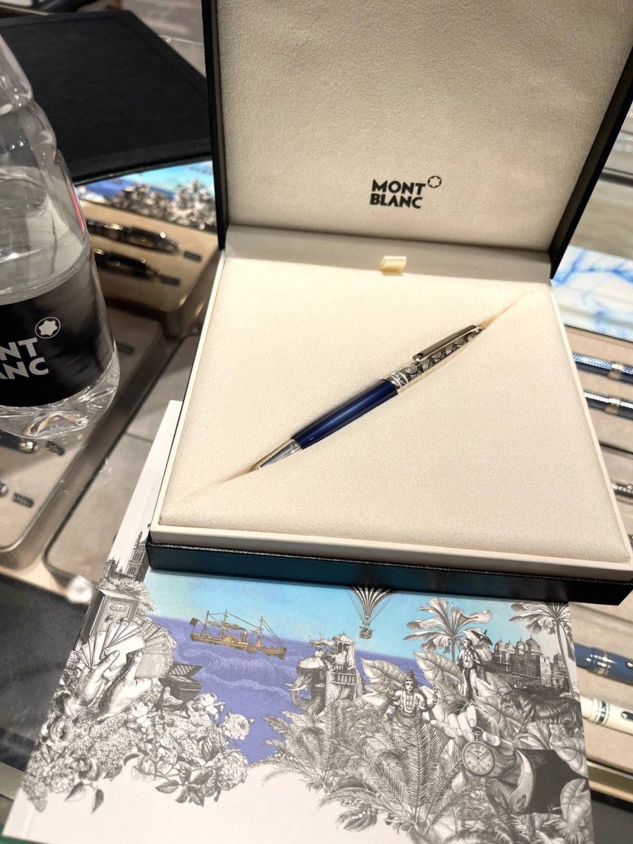 anna37849261's tweet image. buy an expensive pen.購買一個名貴的鋼筆.#购物 #钢笔 #expensive pencil