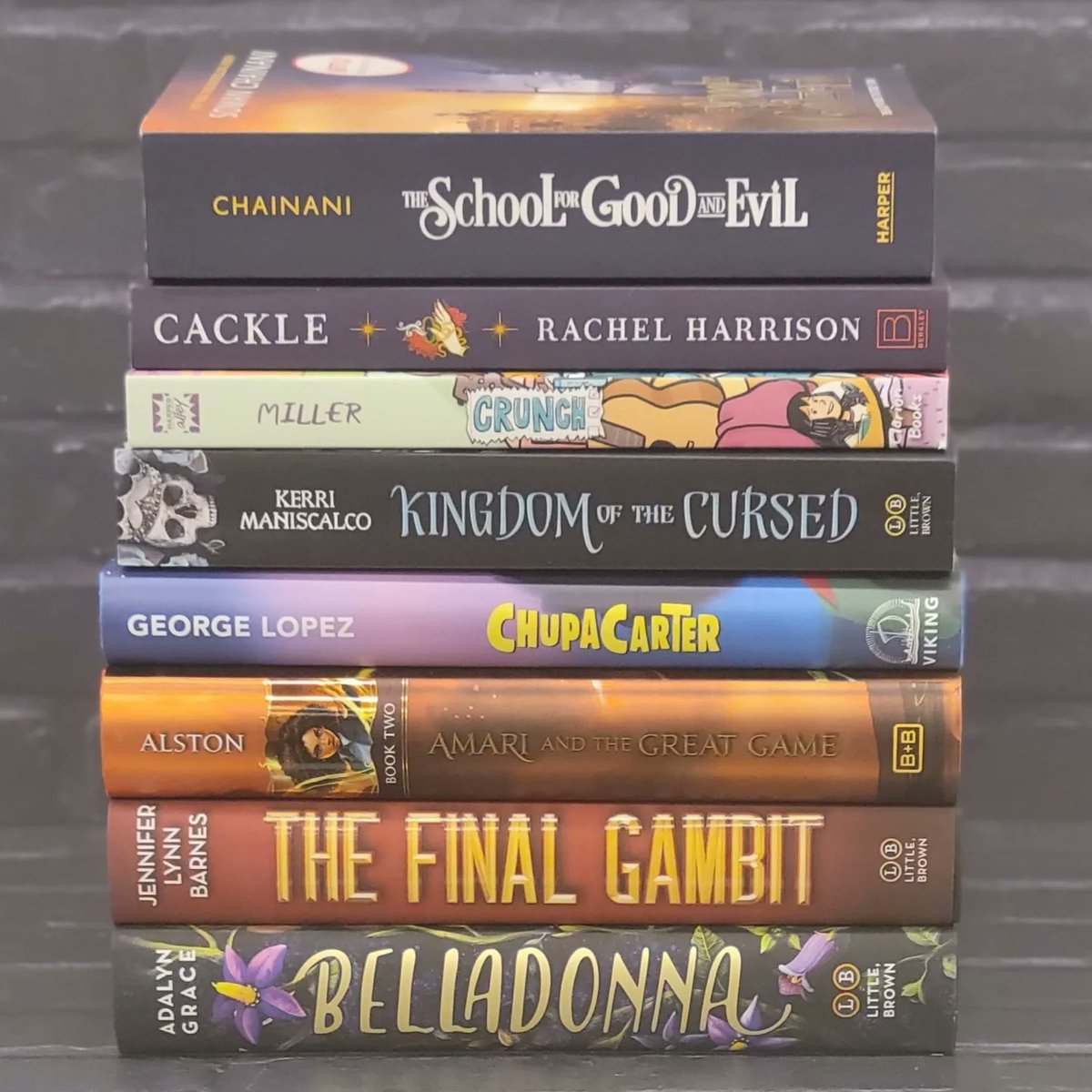 BNReading's tweet photo. It's New Release Tuesday!!! From Taylor Jenkins Reid to B.B. Alston, we have something for everyone!!!! Stop by and pick up your favorites today!!!!
#bnmyweekendisbooked #BNreading #NewReleaseTuesday https://t.co/QwBc4gBwoK