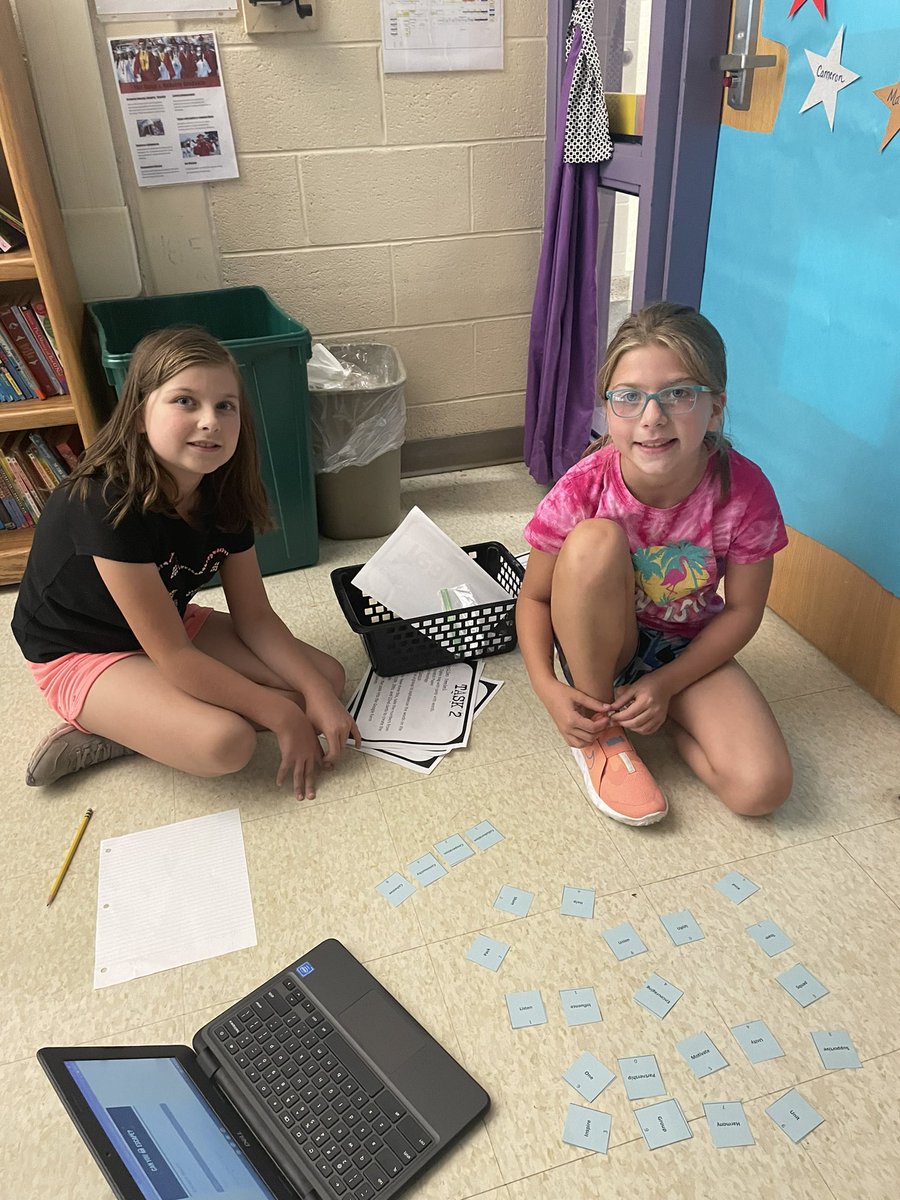 MrsWallsFC's tweet photo. Breakout room challenge= teamwork and not giving up when things get tough! https://t.co/3R587XRUOB