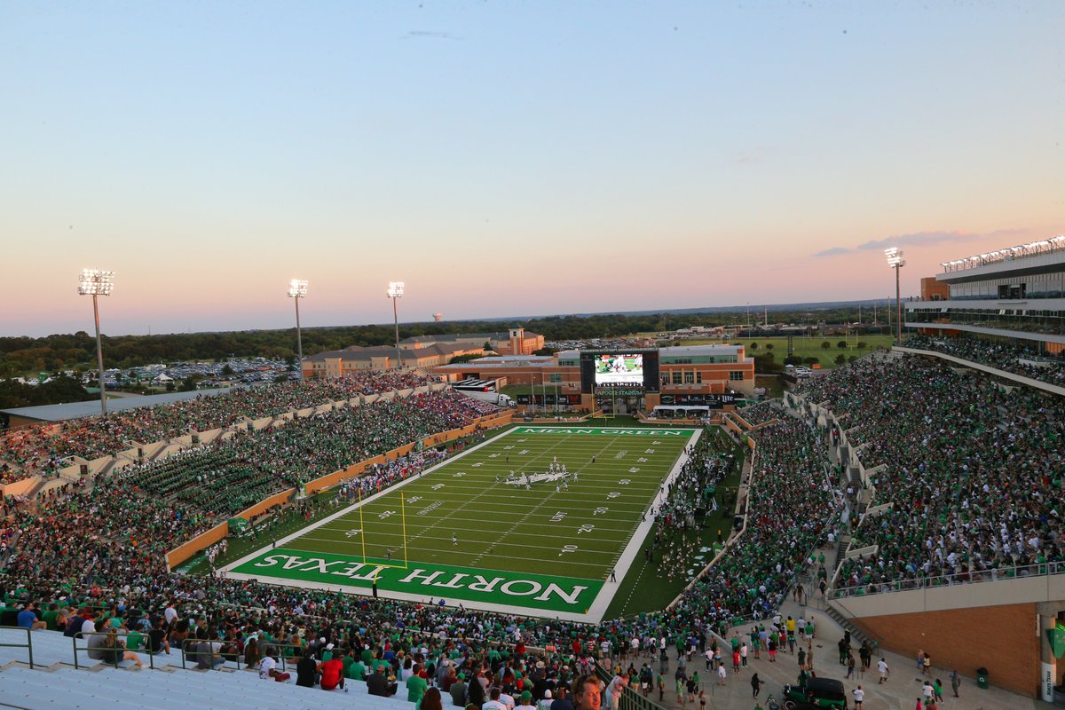LukeWalerius_'s tweet photo. PACK APOGEE!! Let's go Mean Green Nation! #GMG 🦅🦅 https://t.co/YuCoN0F4Ol