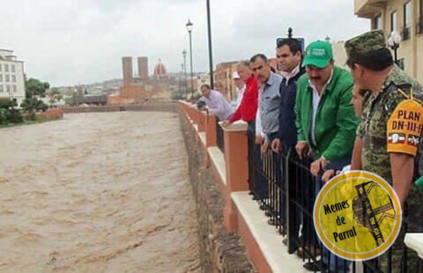 MemesDeParral's tweet photo. Llego el apoyo, que el cielo bendiga Chihuahua. https://t.co/tU0wn0yRgG